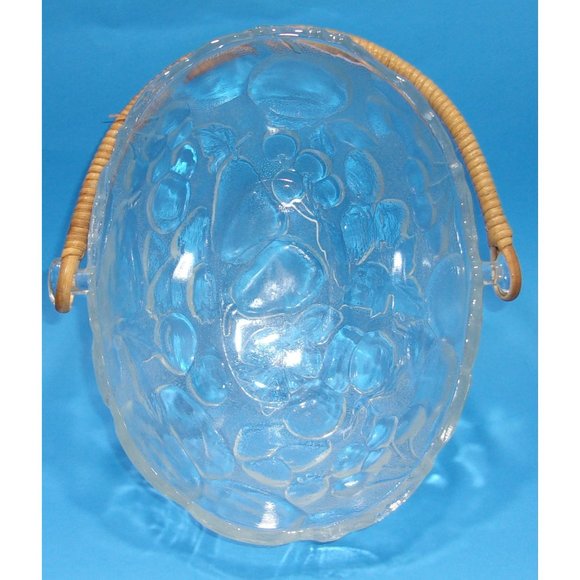 Large Oval Clear Glass Fruit Bowl Easter Egg Basket Decor w/ Rattan-Bamboo Handl - Picture 7 of 10